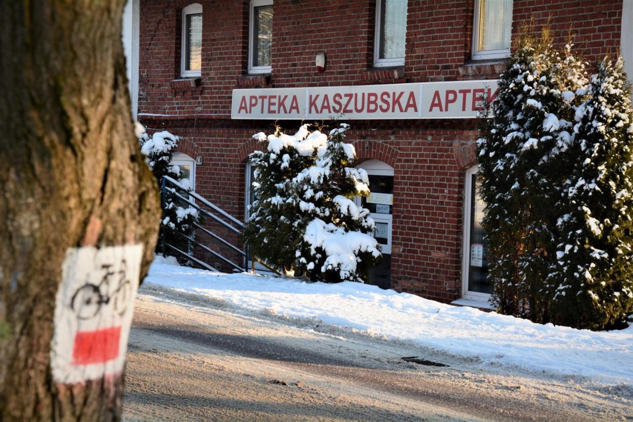 Baza Lipuszヴィラ エクステリア 写真